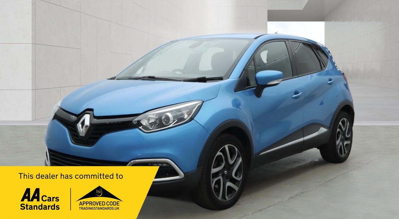 Renault Captur Left Side